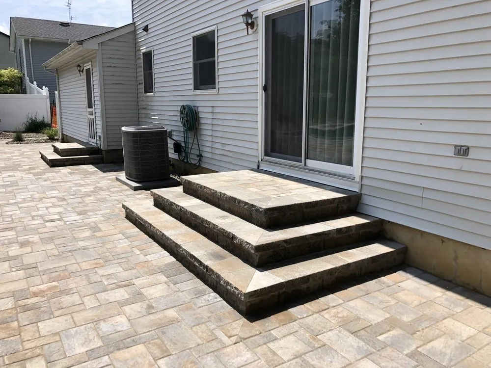 Local yard cleanup service experts serving Manalapan, NJ - Lauro Landscaping