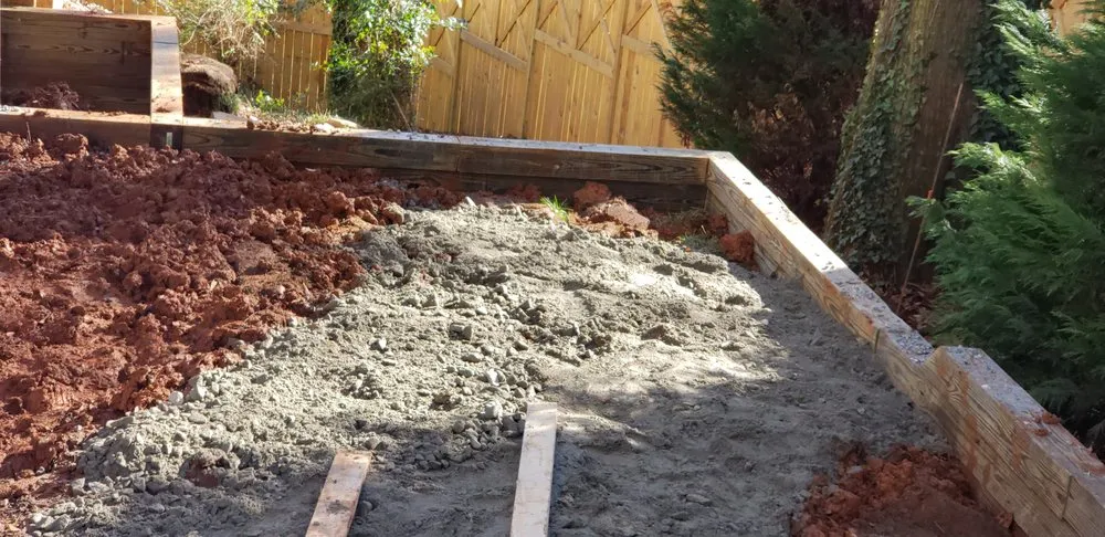 Professional outdoor landscaping experts serving Central Point, OR - Lava Landscape