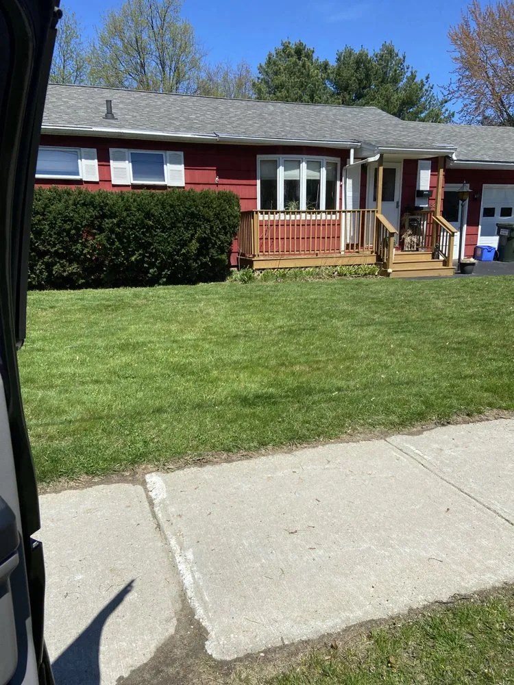 Custom garden landscaping experts serving Colchester, VT - Lavalley Landscaping