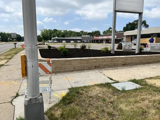 Lavariega's Landscaping Logo