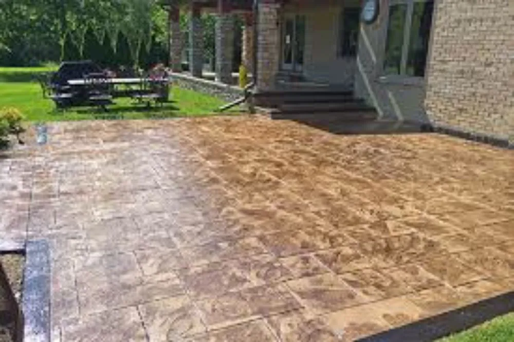 Trusted outdoor landscaping experts serving Clinton Township, MI - Lavish Landcare