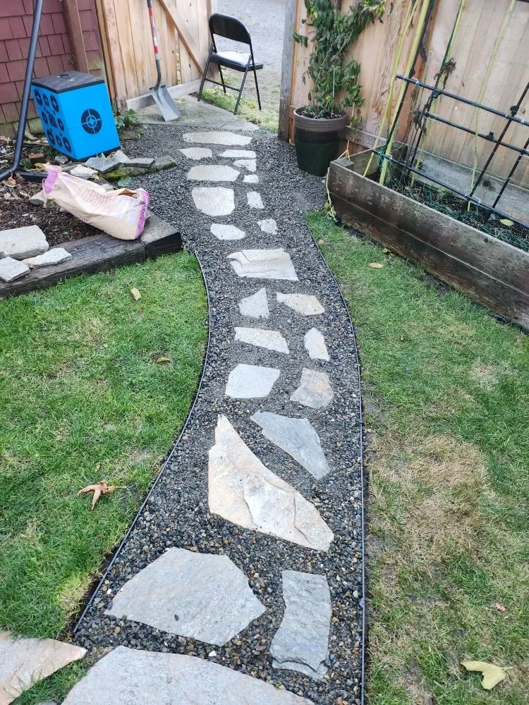 Affordable lawn mowing service in Tacoma, WA - Lavish landscape