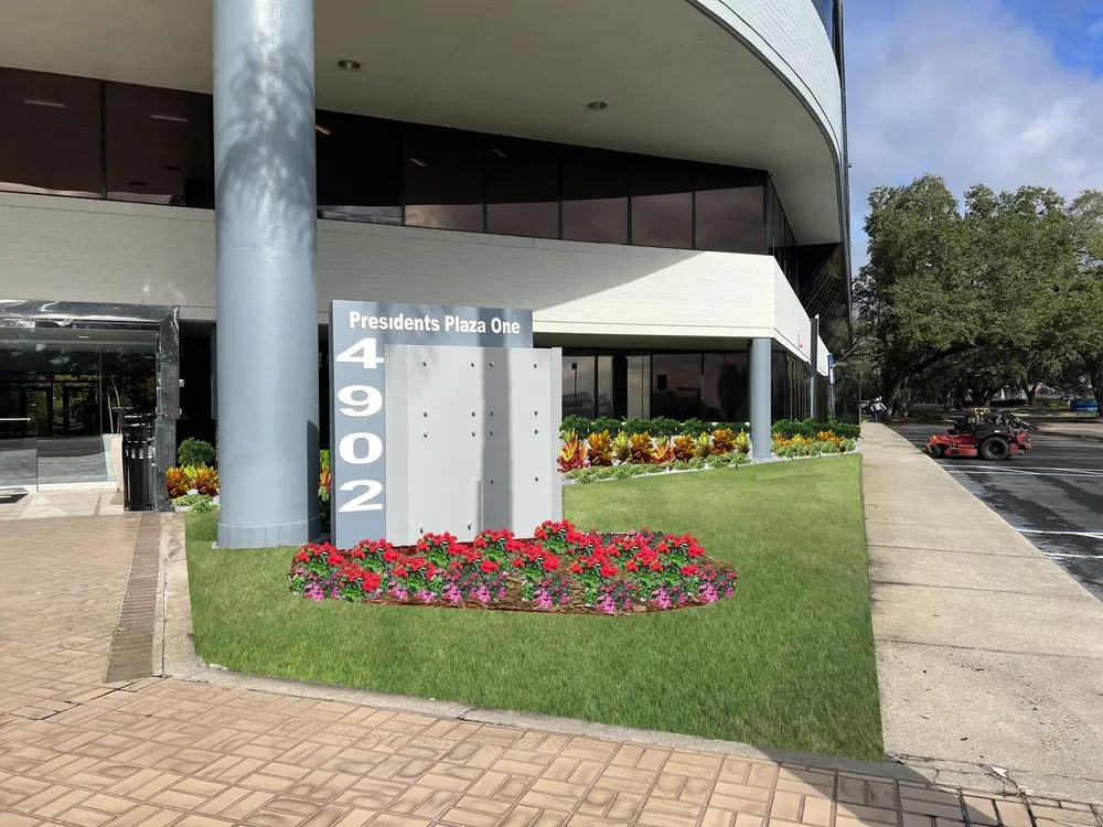 Reliable residential landscaping in Clearwater, FL by Lavish Landscapes