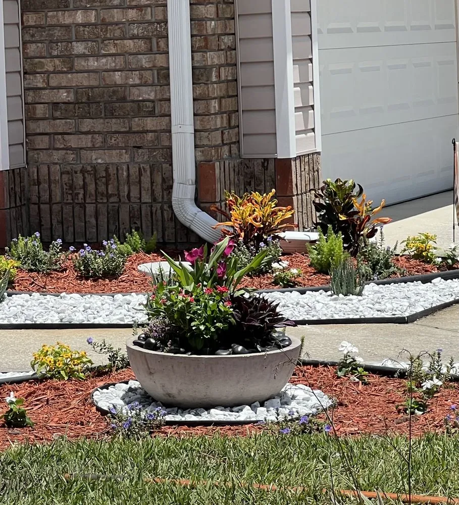 Affordable lawn care service in Clearwater, FL - Lavish Landscapes