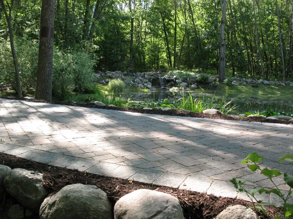 Trusted landscaping services experts serving Minneapolis, MN - Lavish Lawn and Landscape