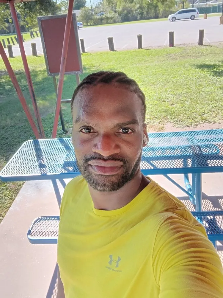 Reliable garden landscaping with custom design across Fresno, TX - Lavish Lawn