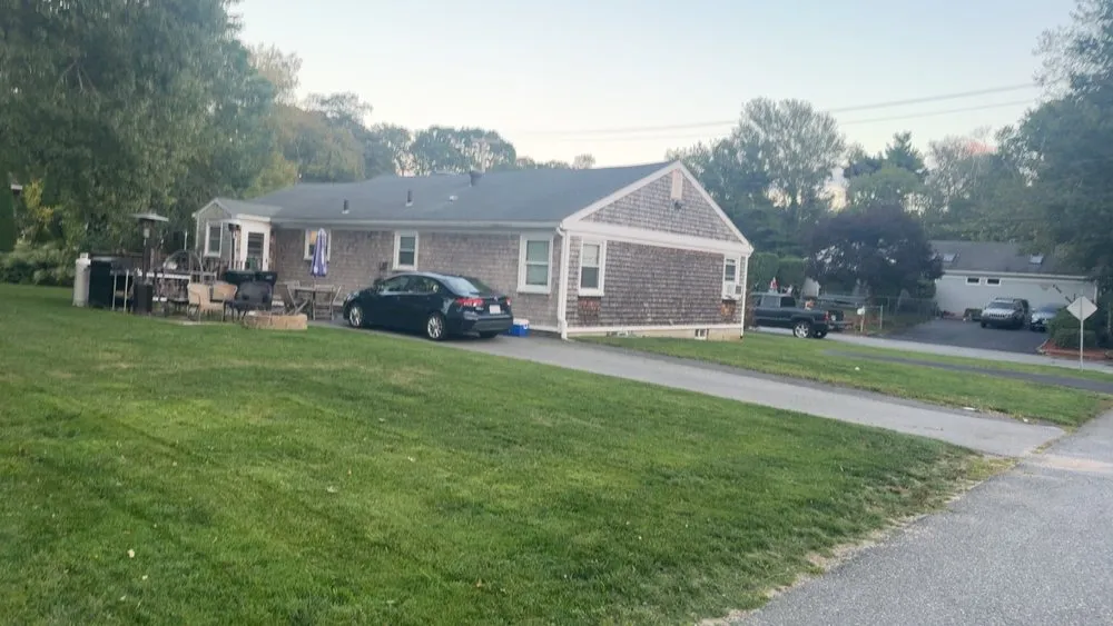 Local yard maintenance in Dartmouth, MA - Lavoie Landscaping