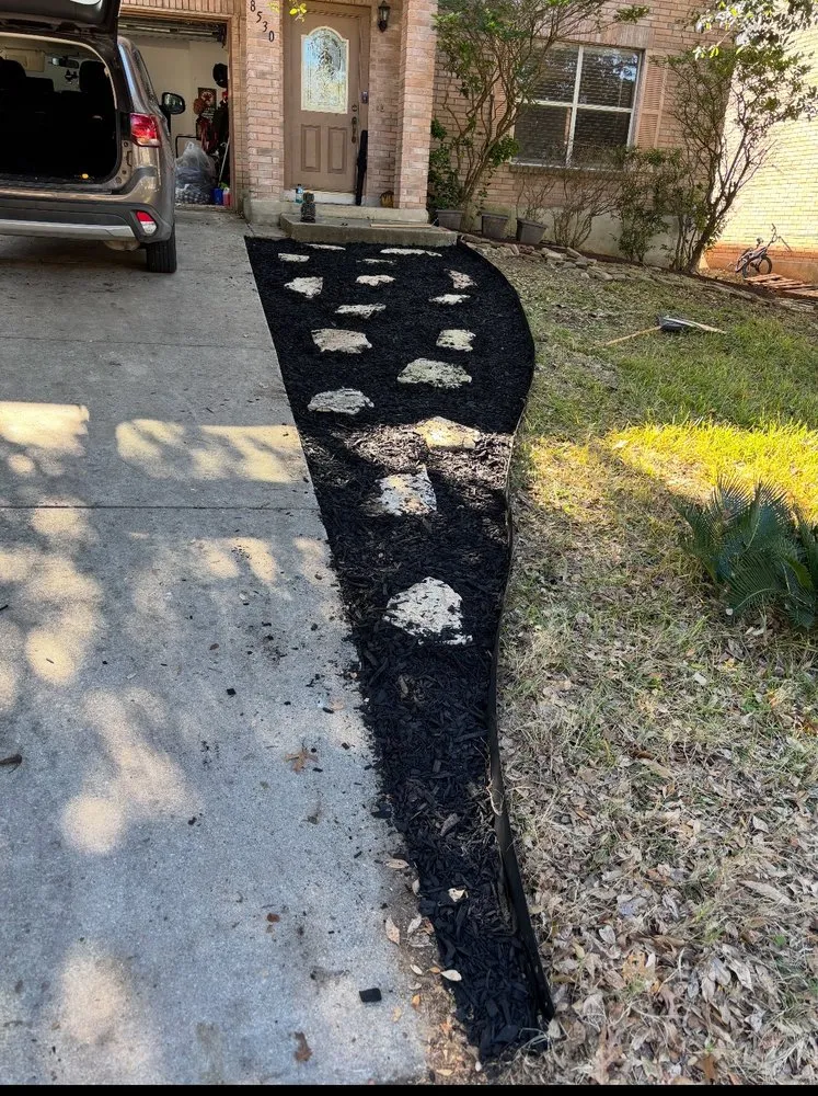 Affordable yard cleanup service in Universal City, TX - LawMan LawnCare