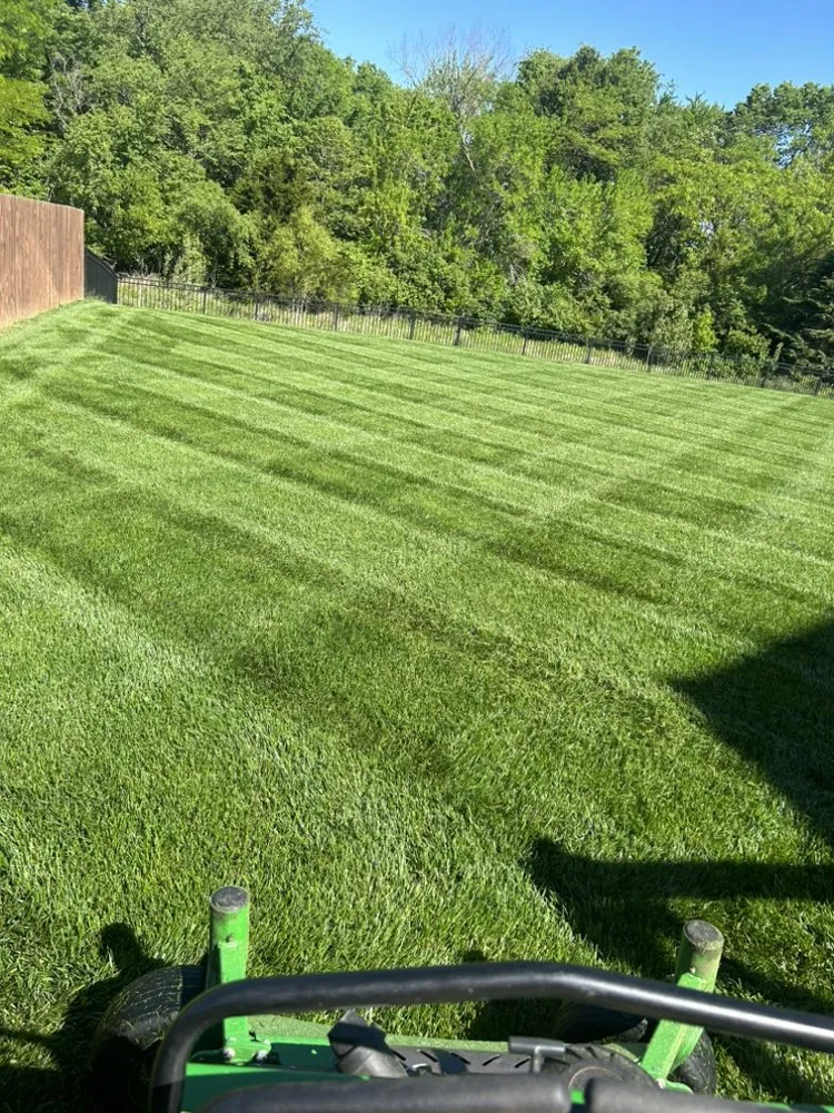Top-rated lawn mowing service for outdoor upgrades across Lee's Summit, MO - Lawn & Load Experts