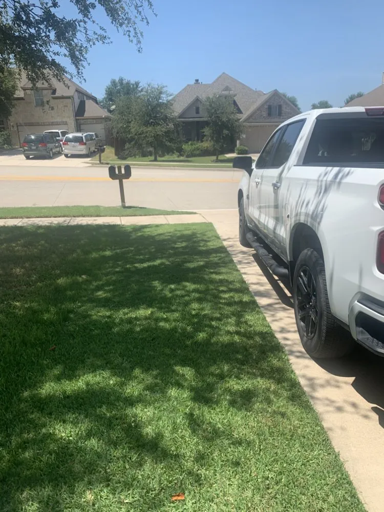 Top-rated yard cleanup service experts serving Saginaw, TX - Lawn & Loaded
