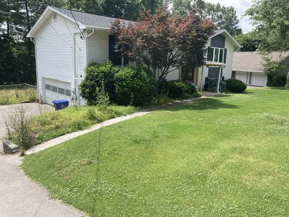 Professional garden landscaping in Knoxville, TN by Lawn & Order