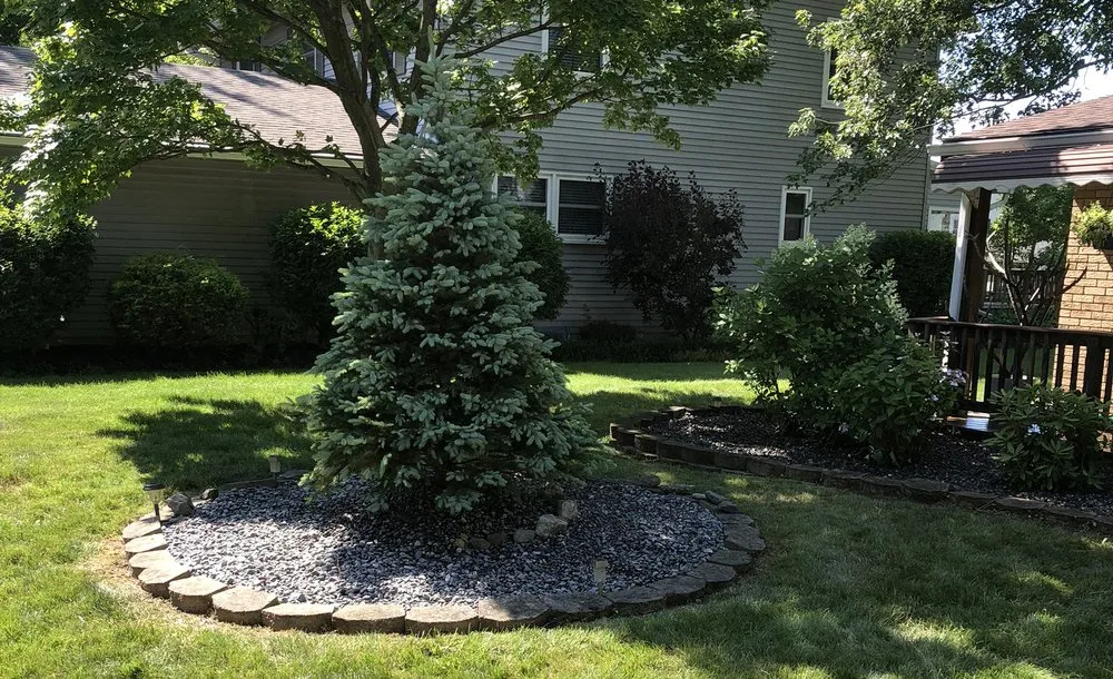 Expert yard maintenance experts serving Mentor, OH - Lawn & Order Landscaping