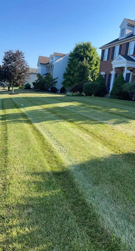 Expert lawn mowing service experts serving Easton, PA - Lawn & Order Landscaping Services