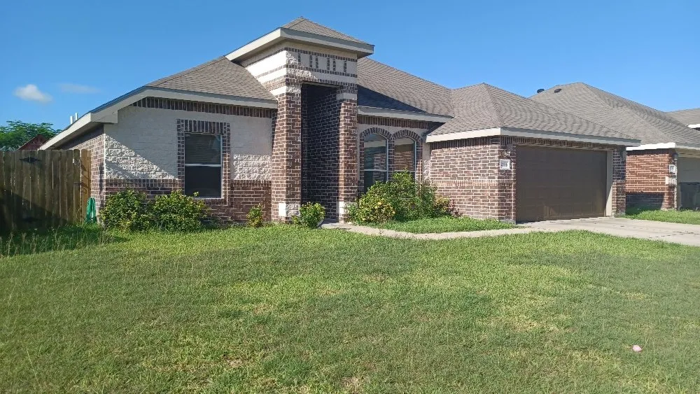 Local residential landscaping in Weslaco, TX by Lawn & Order Lawn Care Service