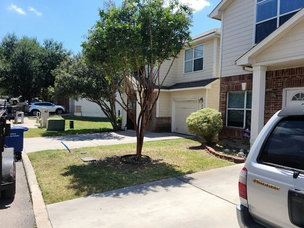 Custom lawn care service in San Antonio, TX - Lawn & Tree Brothers