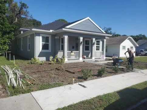 Affordable landscaping services in Pinellas Park, FL - Lawn & Tree Salon