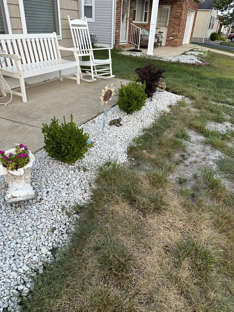 Custom lawn care service in Toms River, NJ by Lawn Advisory Service