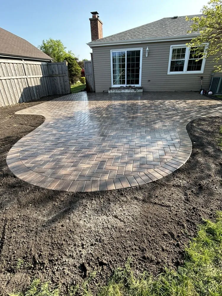 Custom landscape design experts serving Skokie, IL - Lawn And Brick Specialist