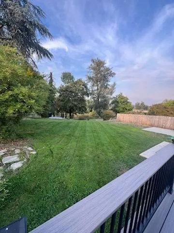 Top-rated yard cleanup service for homes across Roseburg, OR - Lawn and Home Care Pros