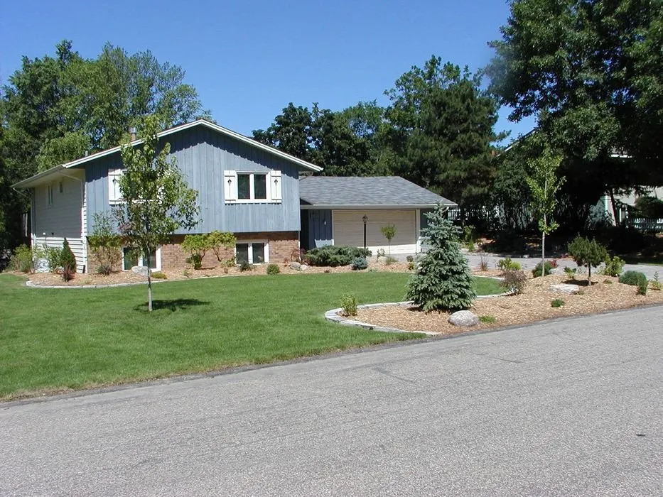 Custom landscape design in Circle Pines, MN - Lawn and Landscape Gardens