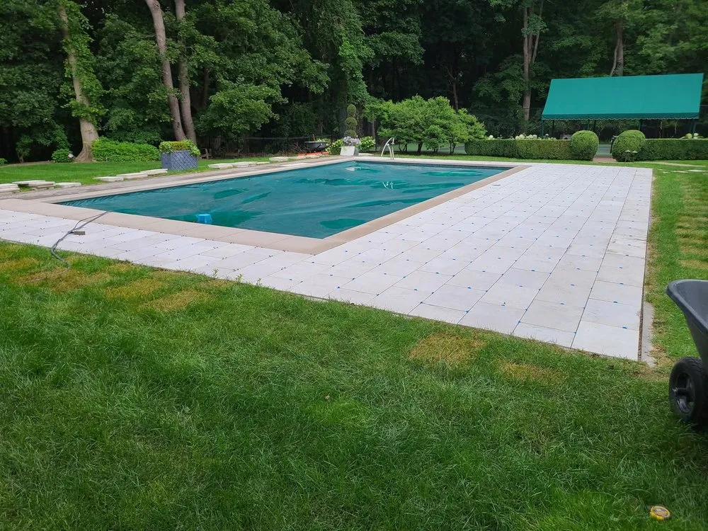 Reliable outdoor landscaping in Lake Orion, MI - Lawn and Landscaping Services