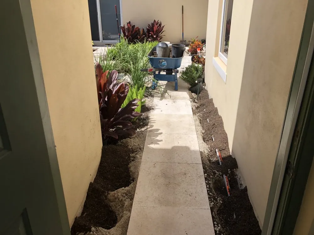 Expert outdoor landscaping experts serving Oak Lawn, IL - Lawn and Maintenance