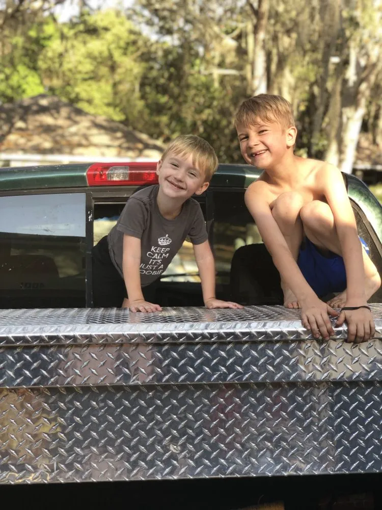 Affordable yard cleanup service experts serving Valrico, FL - Lawn and Order SVU