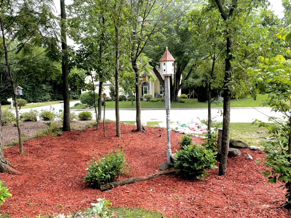 Expert outdoor landscaping experts serving Glendale, WI - Lawn and Snow Pros