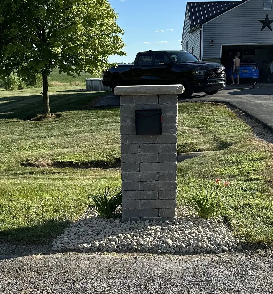 Expert yard maintenance in Urbana, OH by Lawn Architect