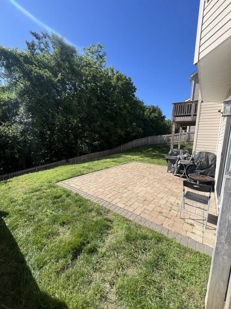 Trusted residential landscaping in St. Louis, MO by Lawn Barbers Lawn Care