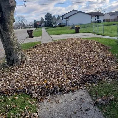 Top-rated lawn mowing service experts serving Lansing, MI - Lawn Barbers of Lansing