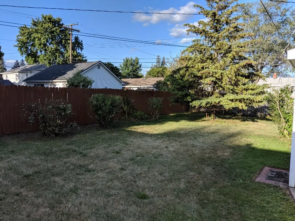 Custom landscape design experts serving Royal Oak, MI - Lawn Barbers