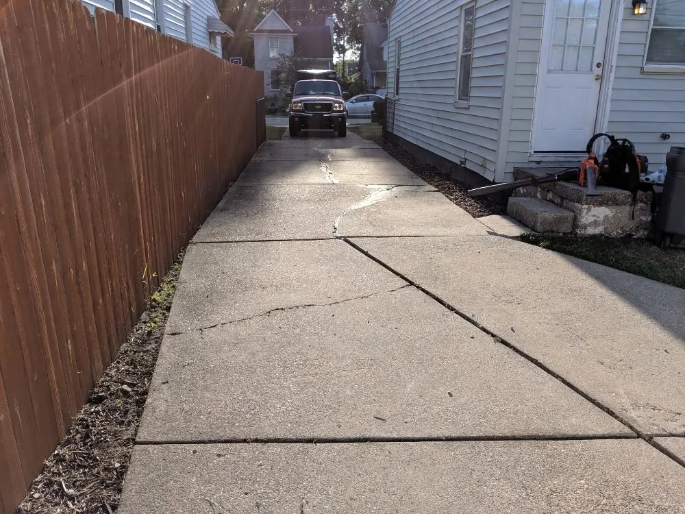 Reliable garden landscaping for residential properties across Royal Oak, MI - Lawn Barbers