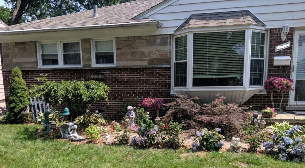 Trusted lawn care service in Royal Oak, MI - Lawn Barbers