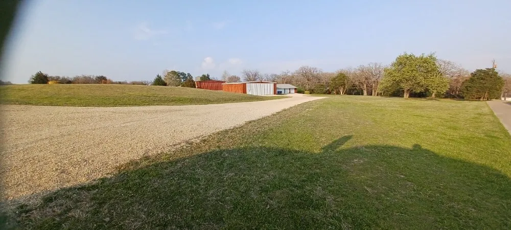 Affordable lawn care service experts serving Corinth, TX - Lawn Barberz