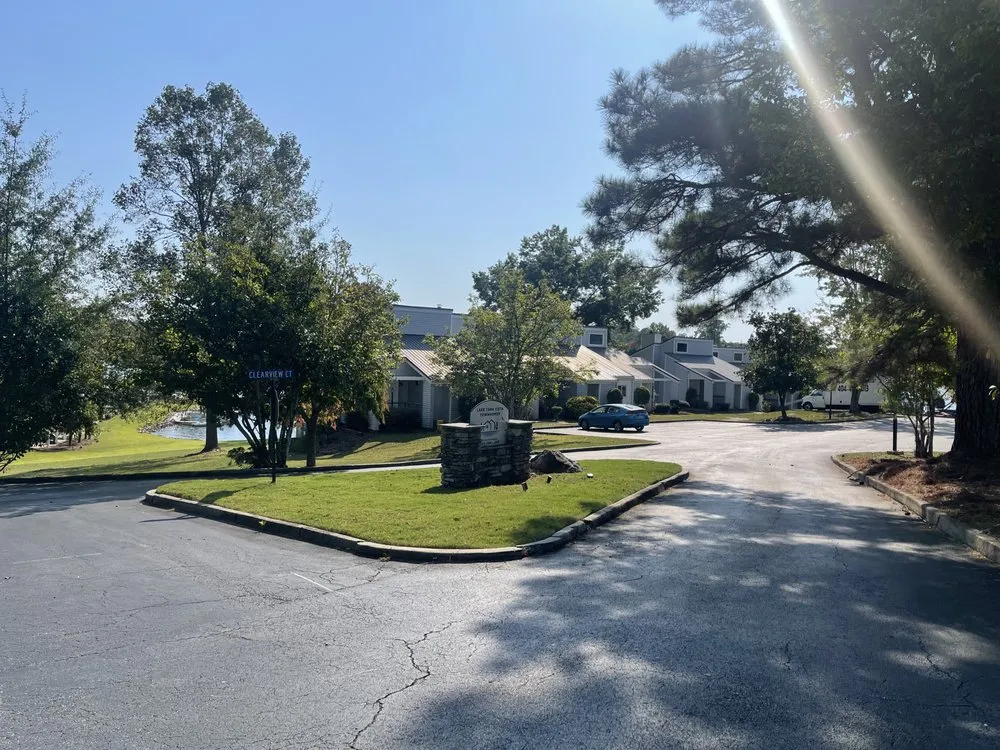 Expert residential landscaping in Smyrna, GA - Lawn Barberz