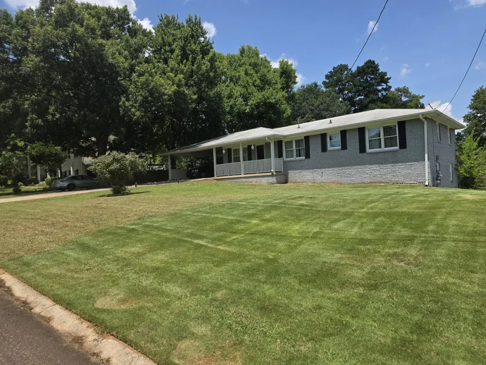 Top-rated yard maintenance experts serving Smyrna, GA - Lawn Barberz