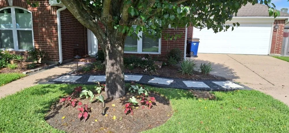 Trusted outdoor landscaping for outdoor upgrades across Dickinson, TX - Lawn Boss