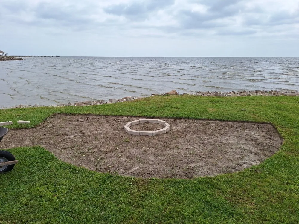 Affordable lawn mowing service in Dickinson, TX by Lawn Boss