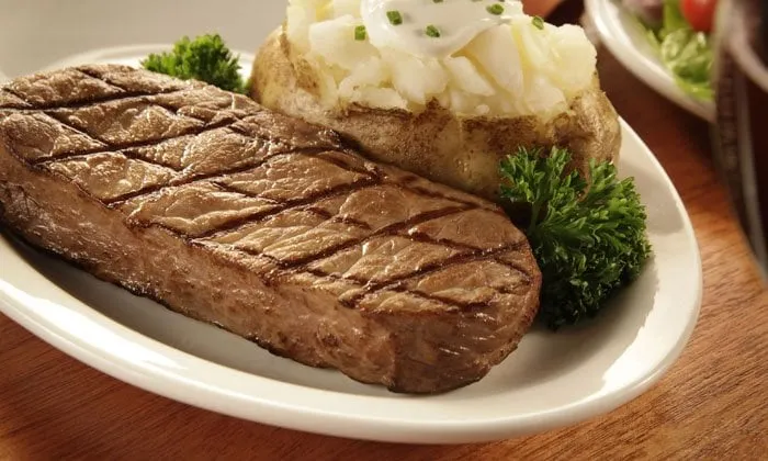 Top-rated yard maintenance for residential properties in Virginia Beach, VA by Lawn Boss