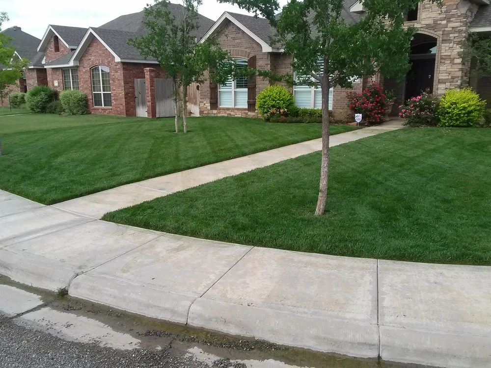 Affordable garden landscaping experts serving Amarillo, TX - Lawn Boy Services