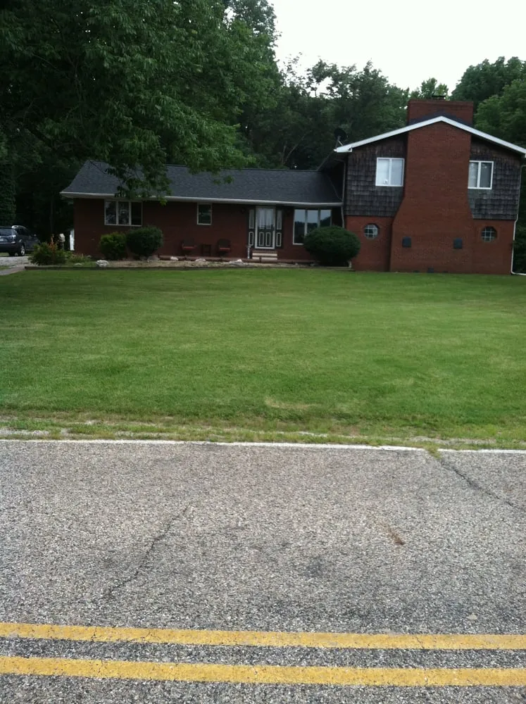 Top-rated lawn mowing service experts serving Terre Haute, IN - Lawn Boys Lawn Care