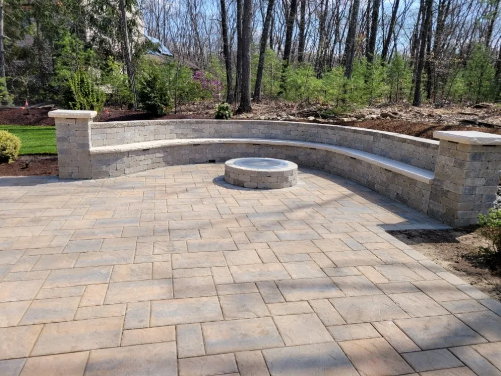 Professional garden landscaping experts serving Shrewsbury, MA - Lawn Boyz Landscaping