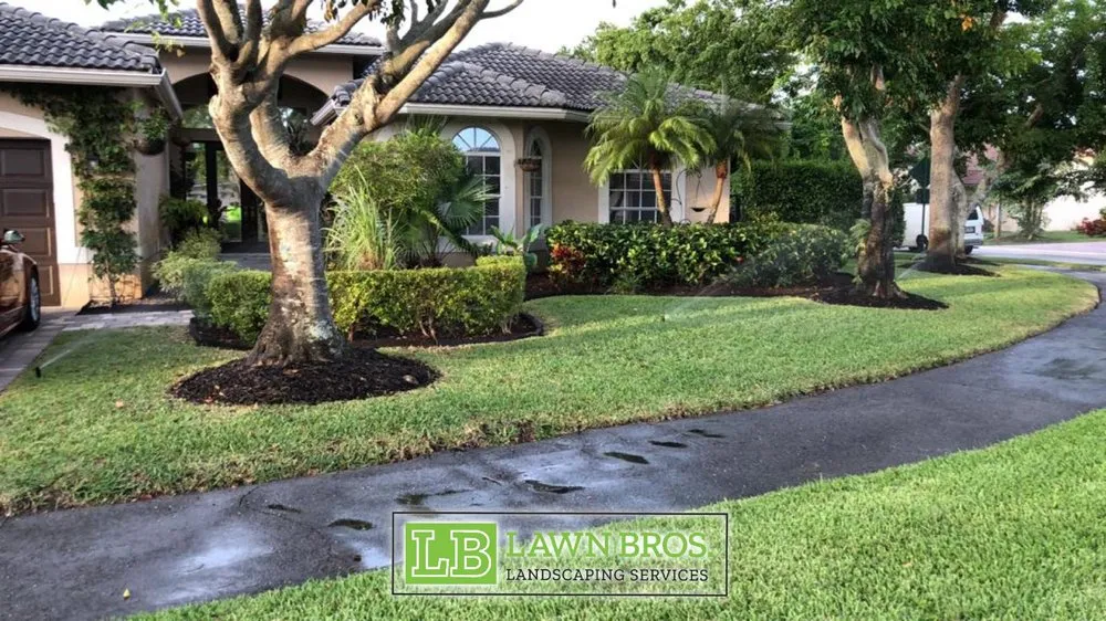 Custom landscape design in Coral Springs, FL by Lawn Bros Landscaping Services