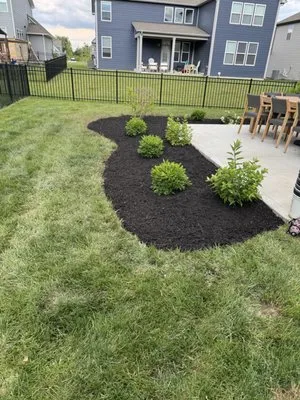 Lawn Bros Property Services Logo