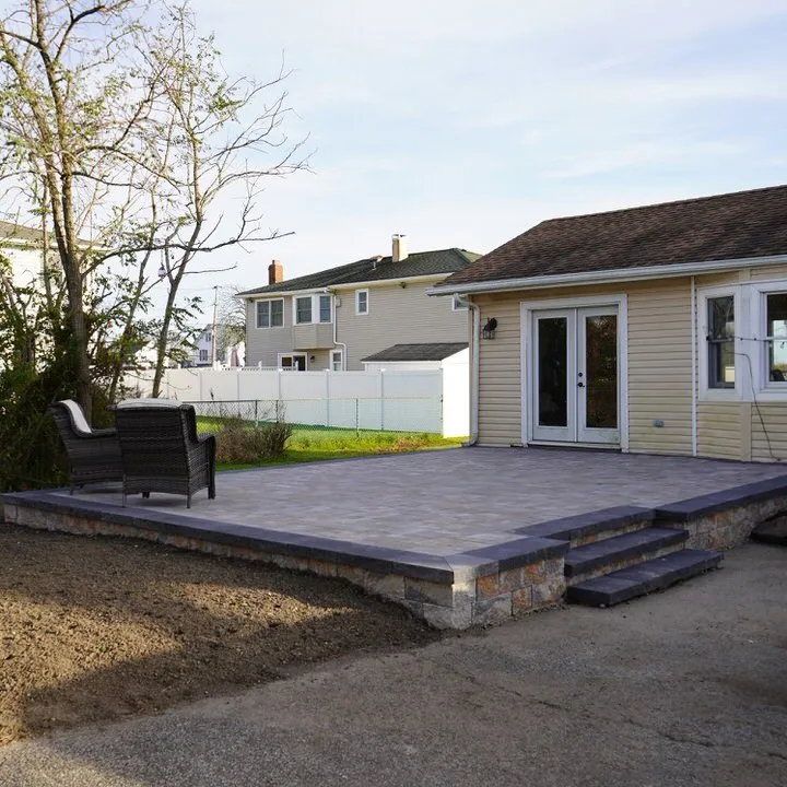 Custom garden landscaping in Holtsville, NY - Lawn Brothers Landscaping