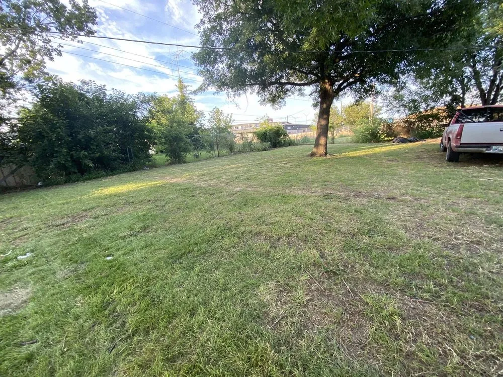 Custom landscape installation experts serving Oklahoma City, OK - LAWN BROTHERS