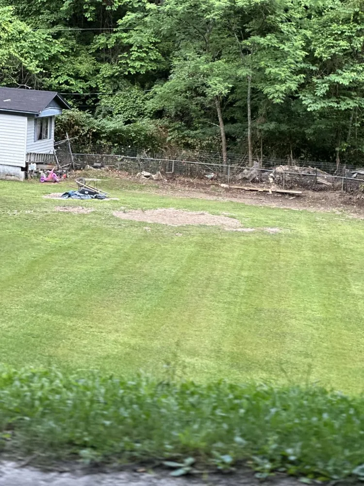 Professional garden landscaping in Jenkins, KY - Lawn Busters