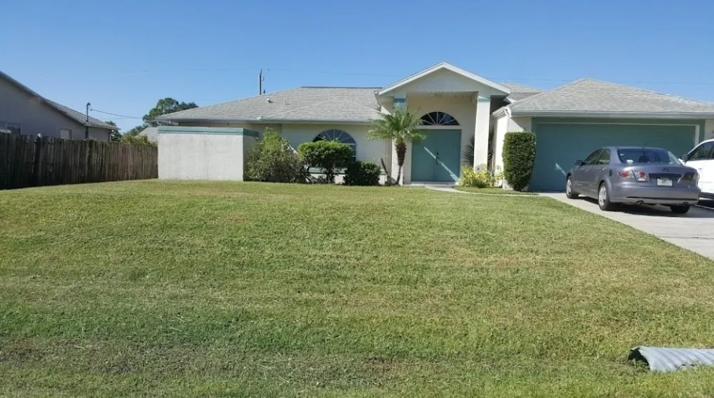 Custom landscaping services experts serving Ocoee, FL - Lawn Busters