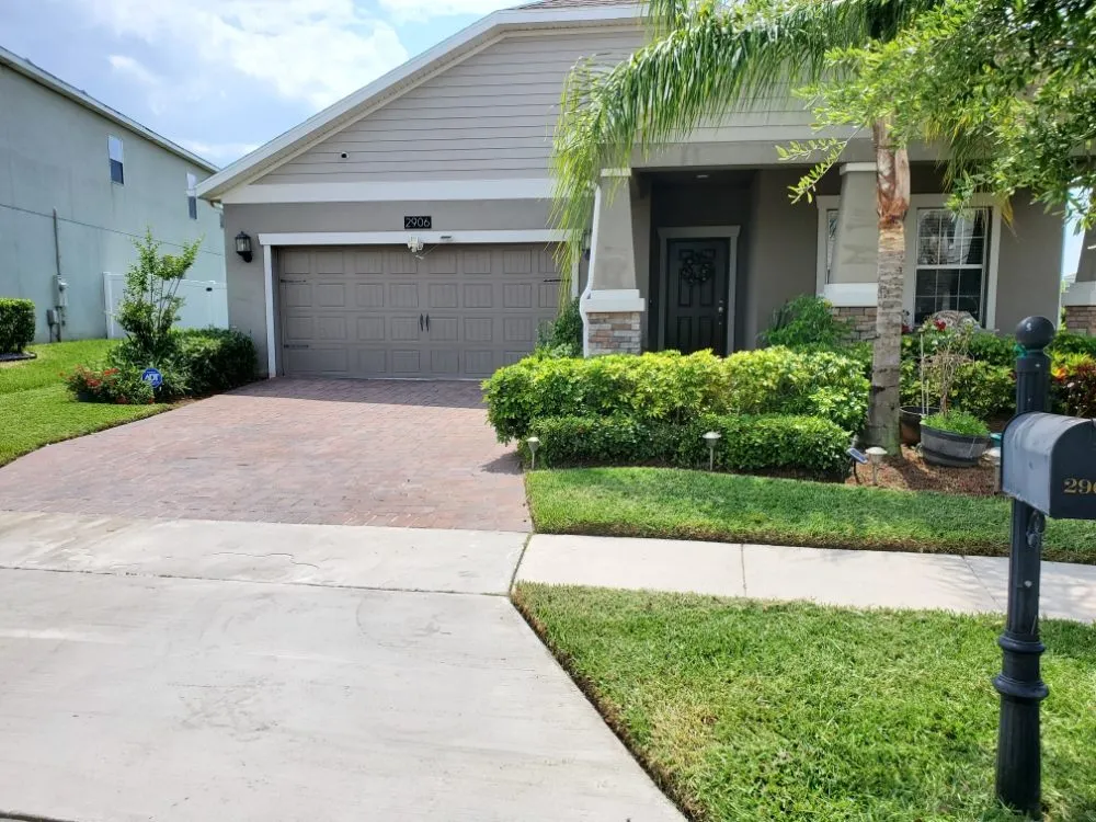 Professional yard cleanup service experts serving Ocoee, FL - Lawn Busters